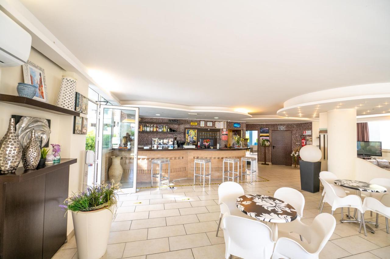 Di Matteo Hotel Roseto Degli Abruzzi Esterno foto