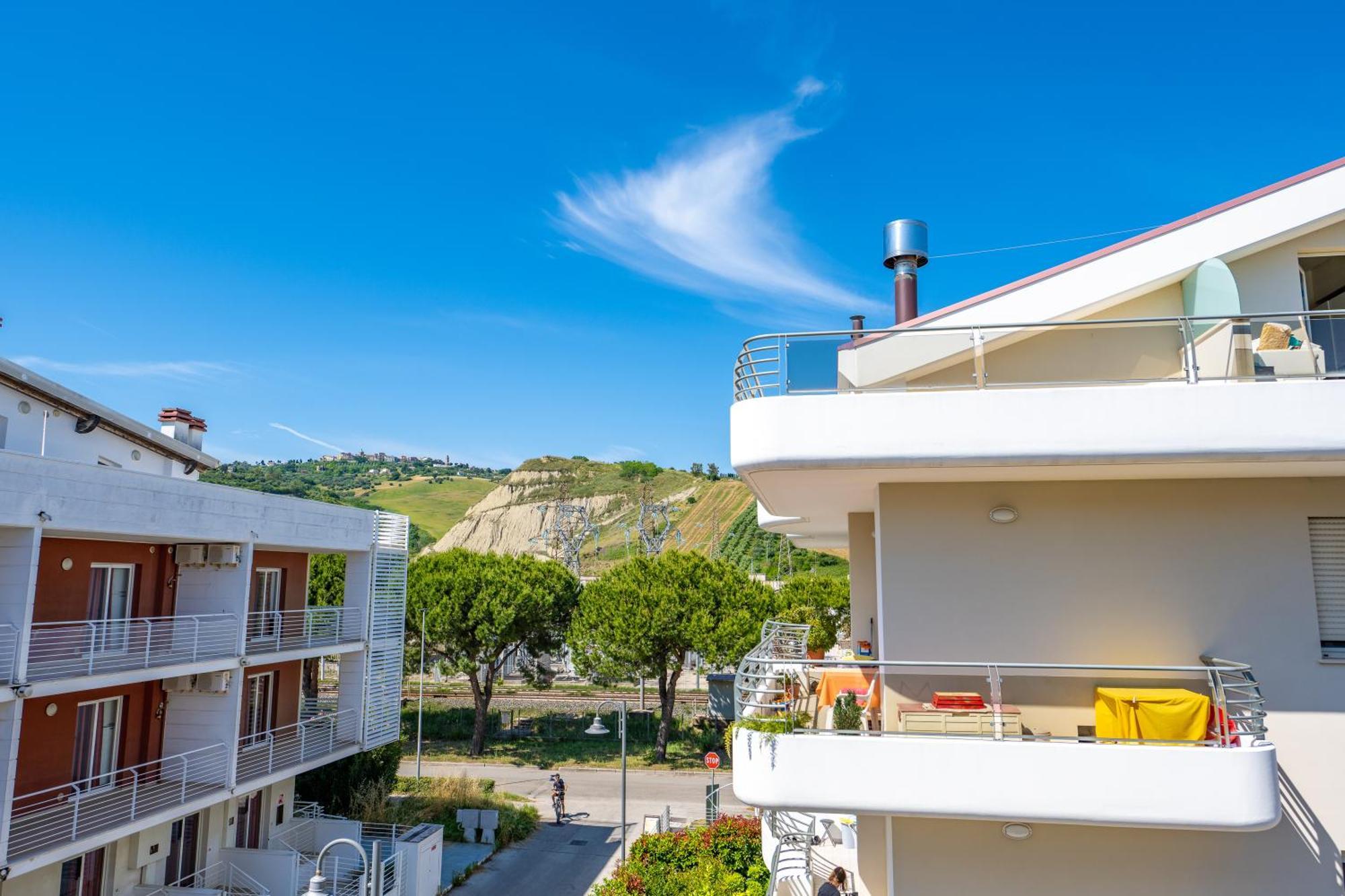 Di Matteo Hotel Roseto Degli Abruzzi Esterno foto