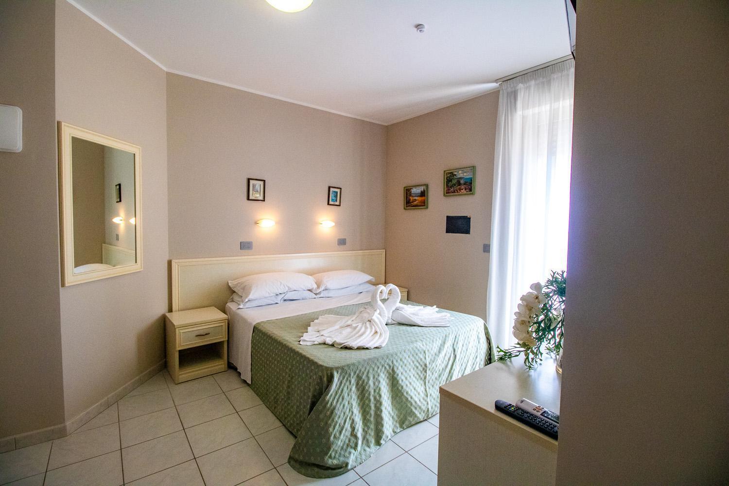 Di Matteo Hotel Roseto Degli Abruzzi Esterno foto